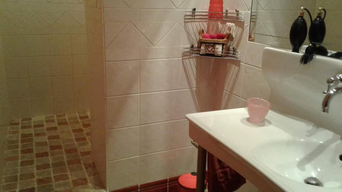 La Maison De Josepha Otel Ferrals-lès-Corbières Dış mekan fotoğraf