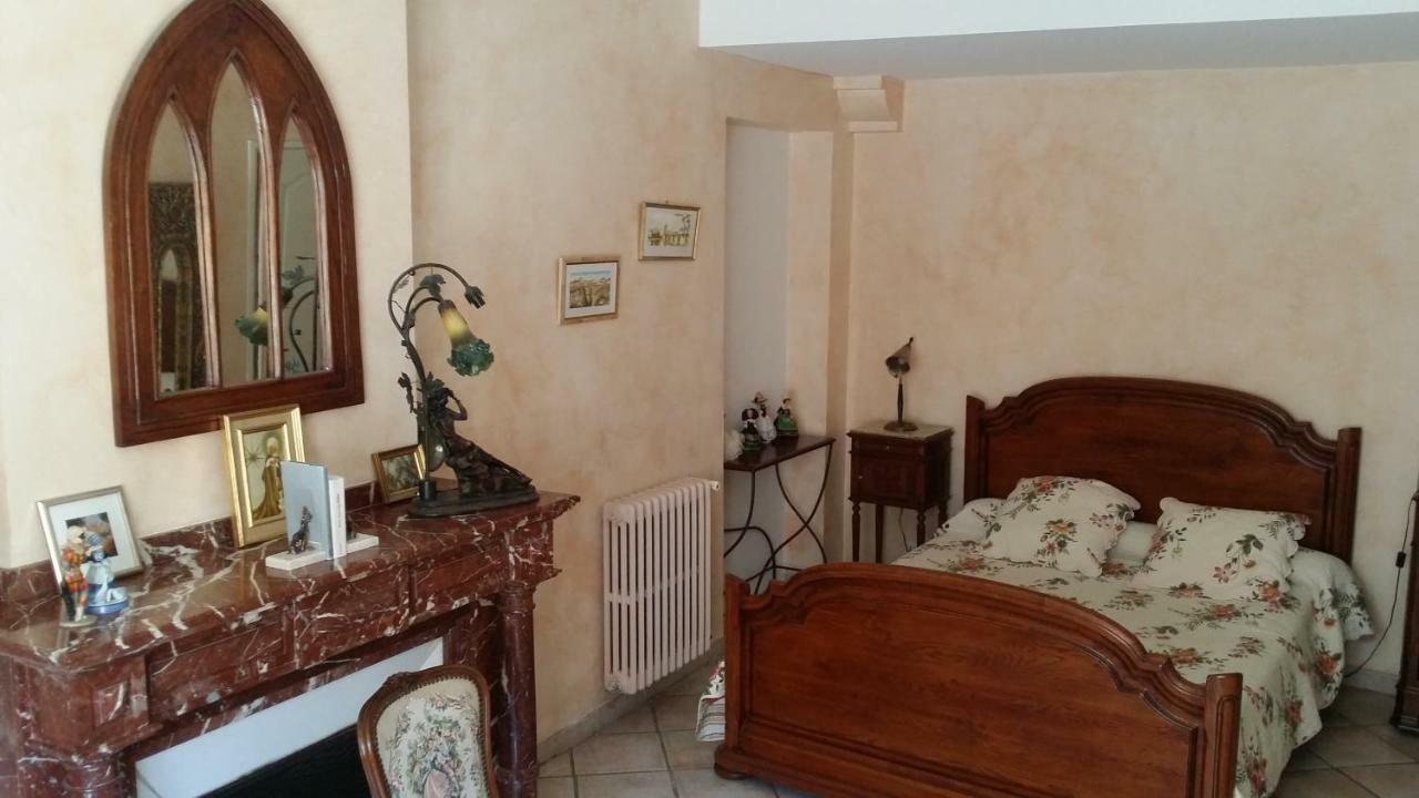 La Maison De Josepha Otel Ferrals-lès-Corbières Dış mekan fotoğraf